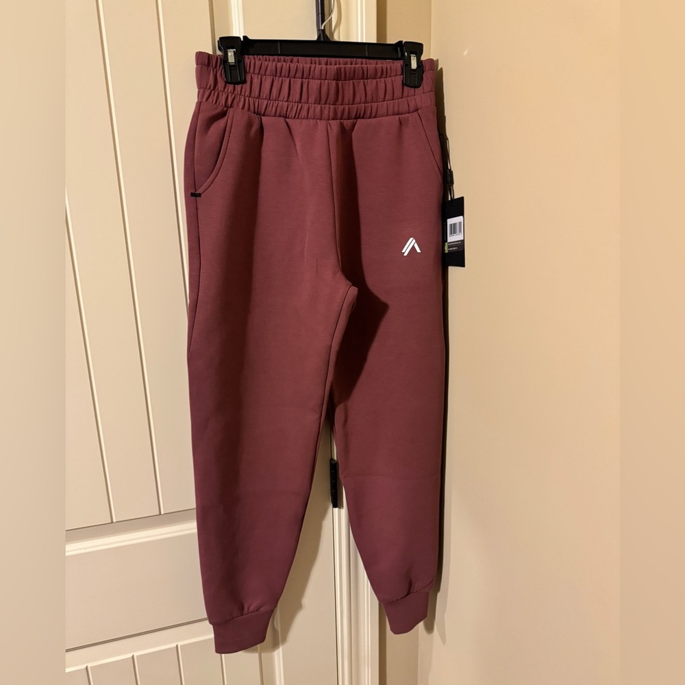 Alphalete athletics Women’s ELMTS Relaxed Cuffed Jogger